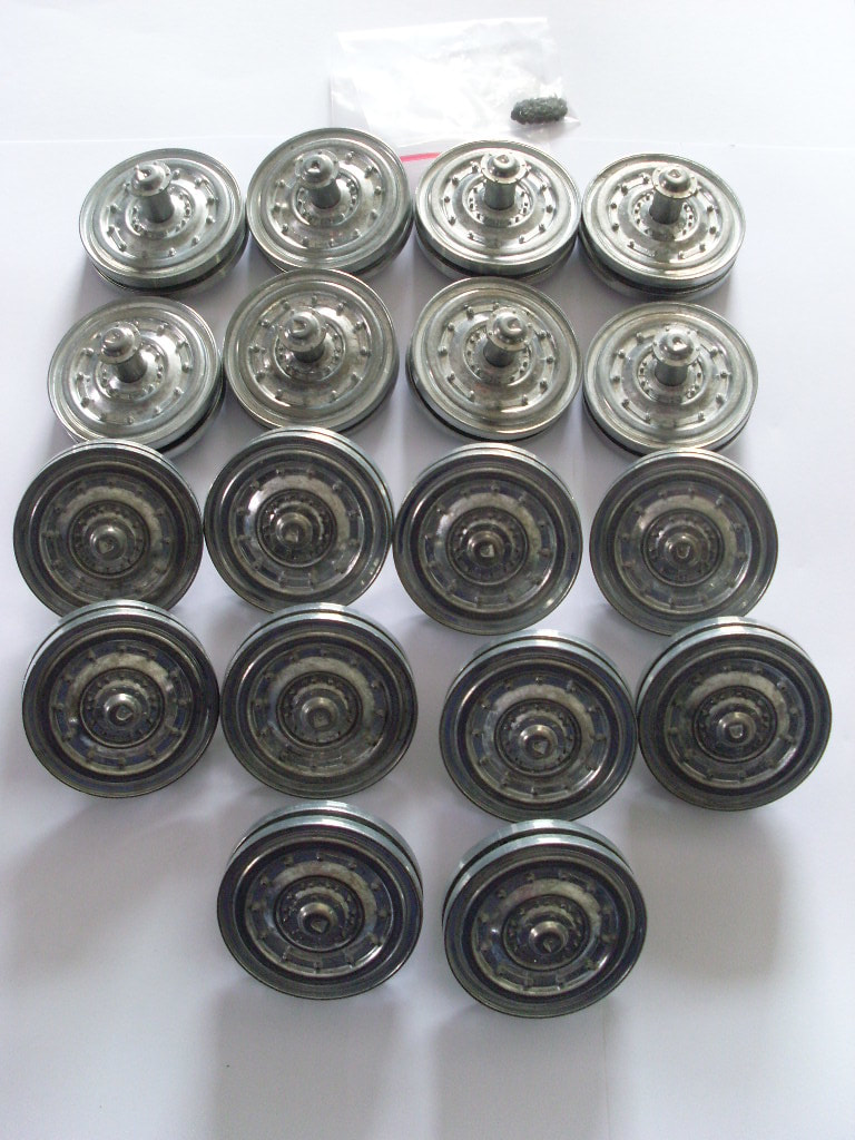 1/16 King Tiger Whole Metal Road Wheels With Bearings For HengLong MT202 Silver 